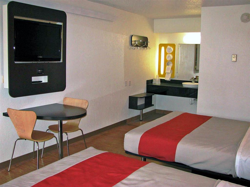 Motel 6-Columbus, Oh - Worthington Room photo